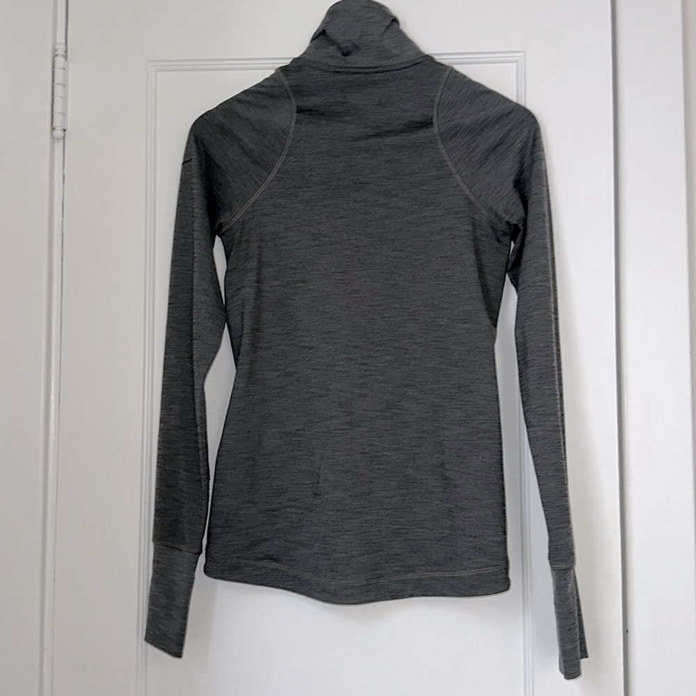 Nike DriFit Jacket - Picture 4 of 4